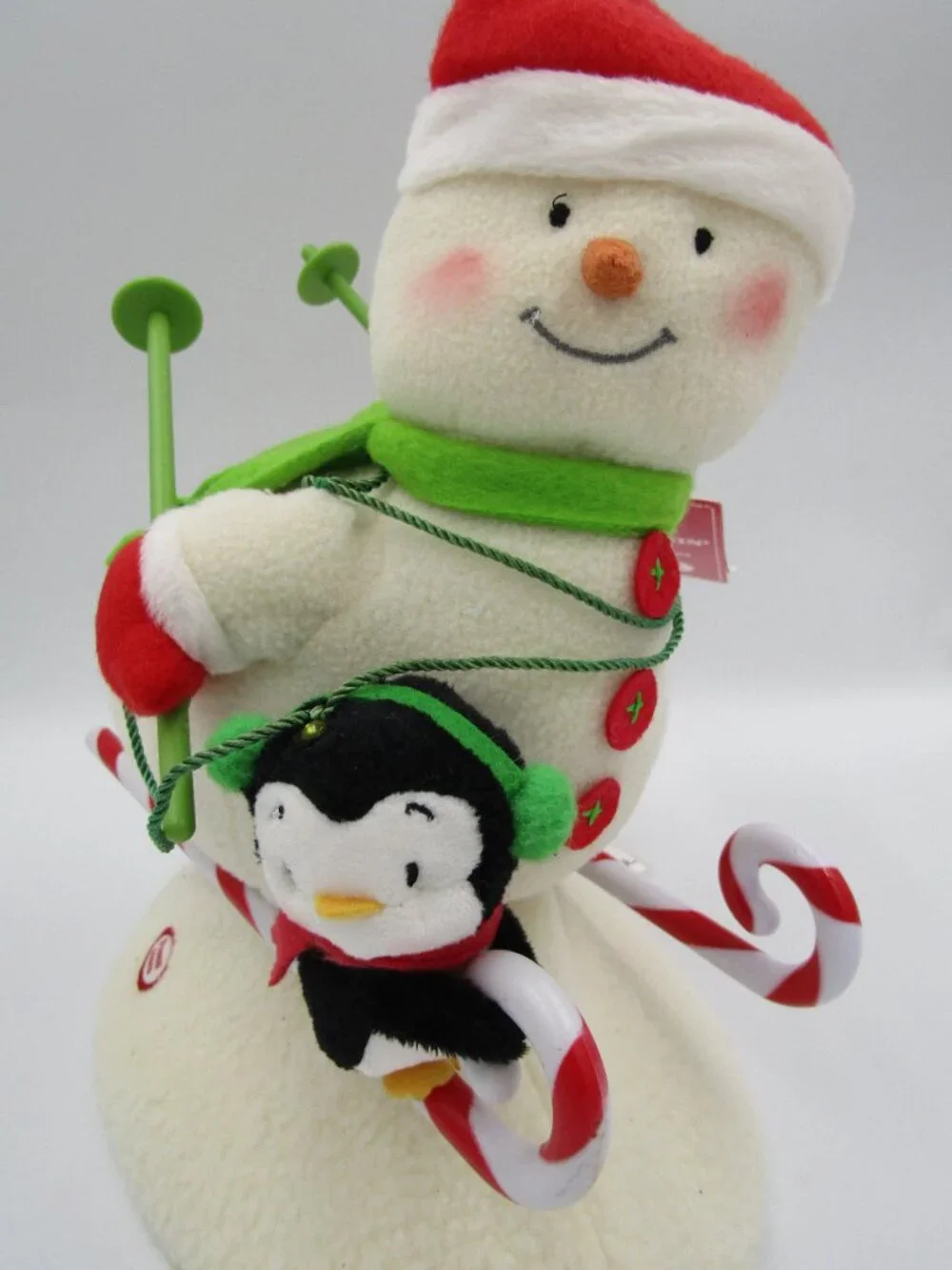 Hallmark Jingle Pals Swooshin' Duo 2012 Singing Musical Skiing Snowman Penguin